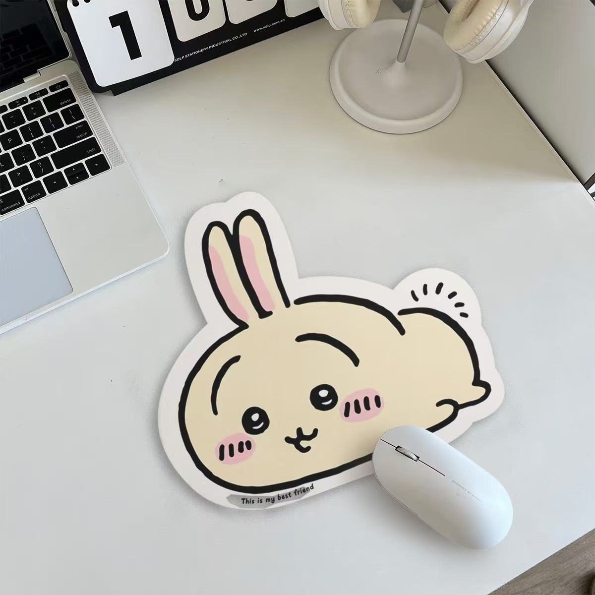 Chiikawa Cartoon Jiyi Usagi Ha - Leather Desk Pad 리뷰 및 가격