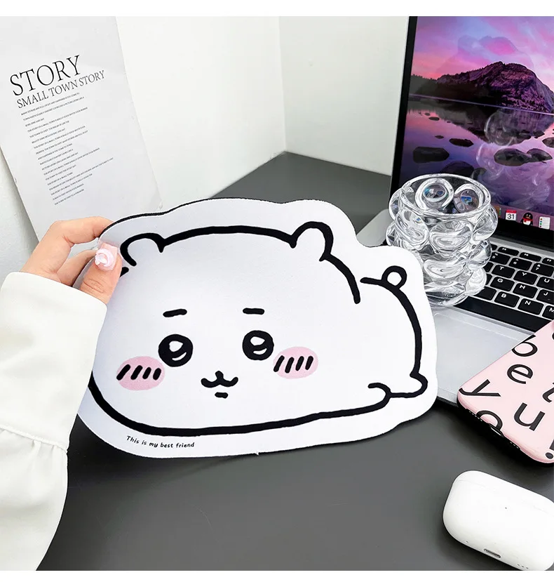 Chiikawa Cartoon Jiyi Usagi Ha - Leather Desk Pad 리뷰 및 가격